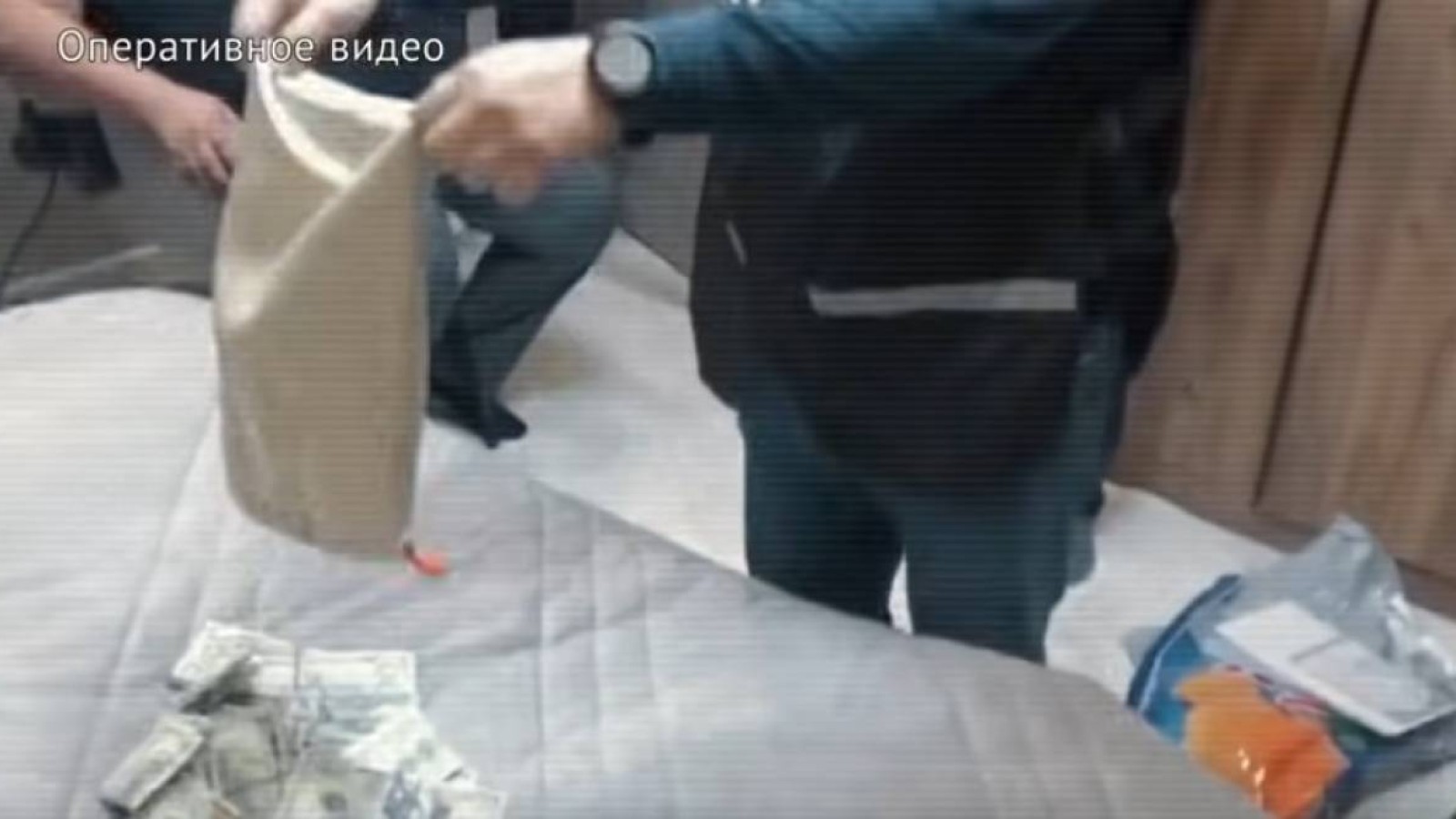 ШҚО-да жоғары лауазымды қызметкерлер пара алу күдігімен ұсталды