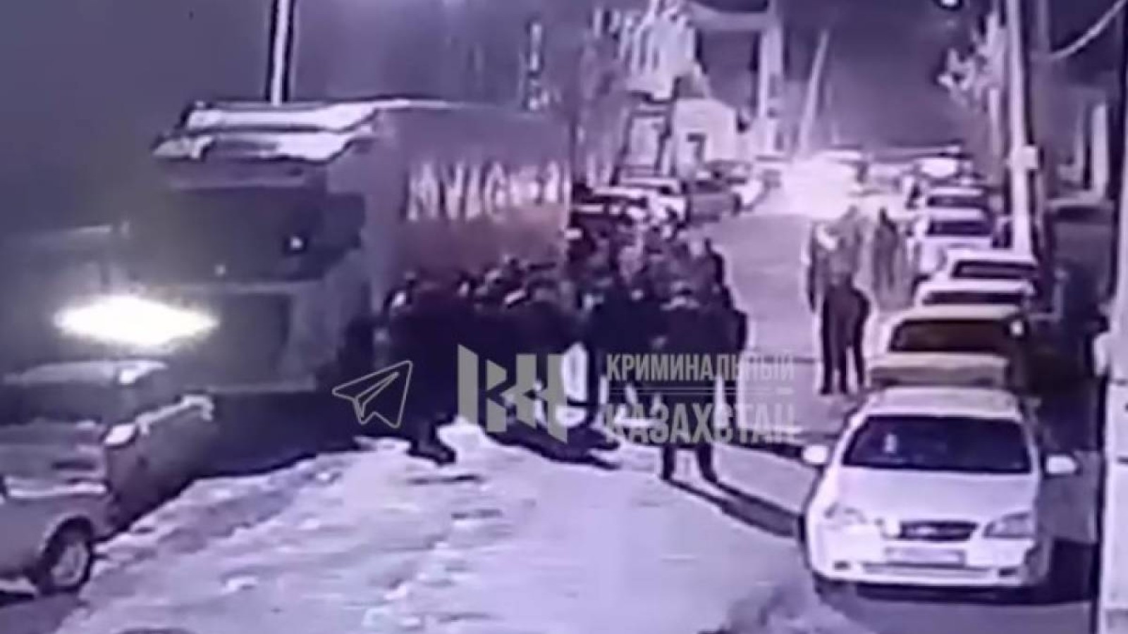 Түркістан облысында көкпардан кейін бір топ адам жас жігітті аяусыз соққыға жыққан