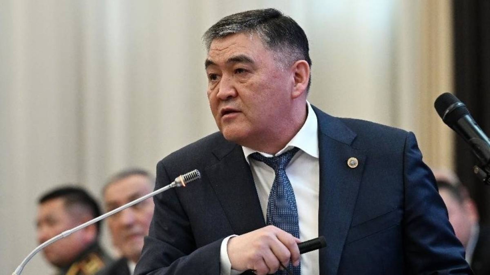Ташиев елден кетті: Қырғызстанда не болып жатыр?