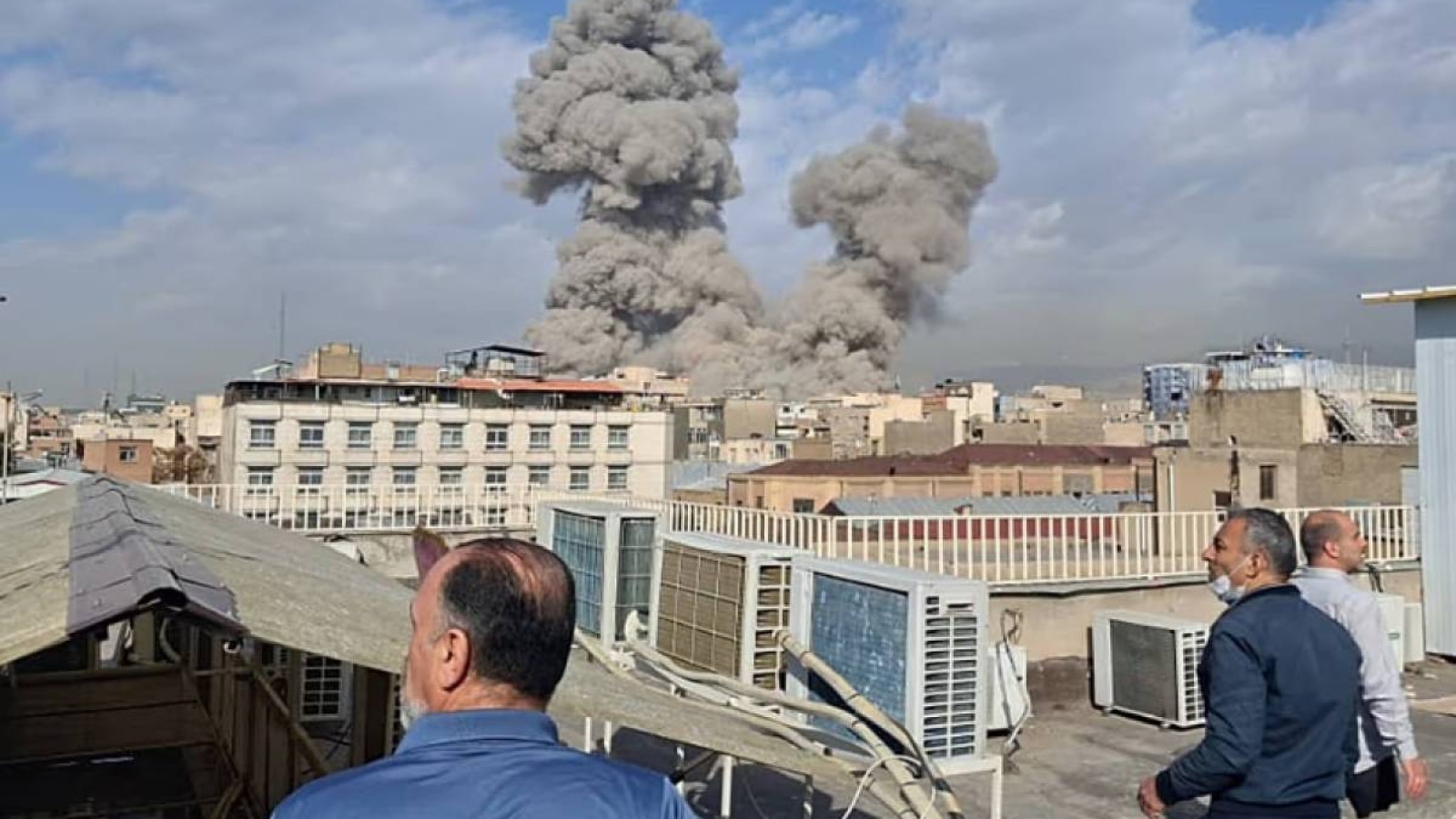 Иран Хаменеи қаза тапқаннан кейін уақытша басқару кеңесін құруда