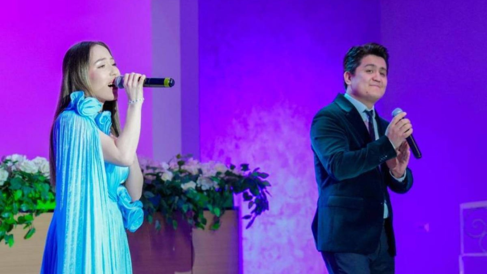 «Әйел – әлемнің жүрегі»: Астанада мерекелік концерт өтті