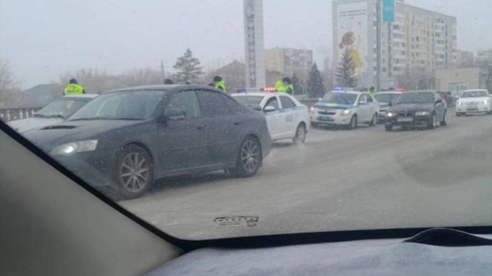 Семейде әйел көпірден секіріп, өзіне қол жұмсады