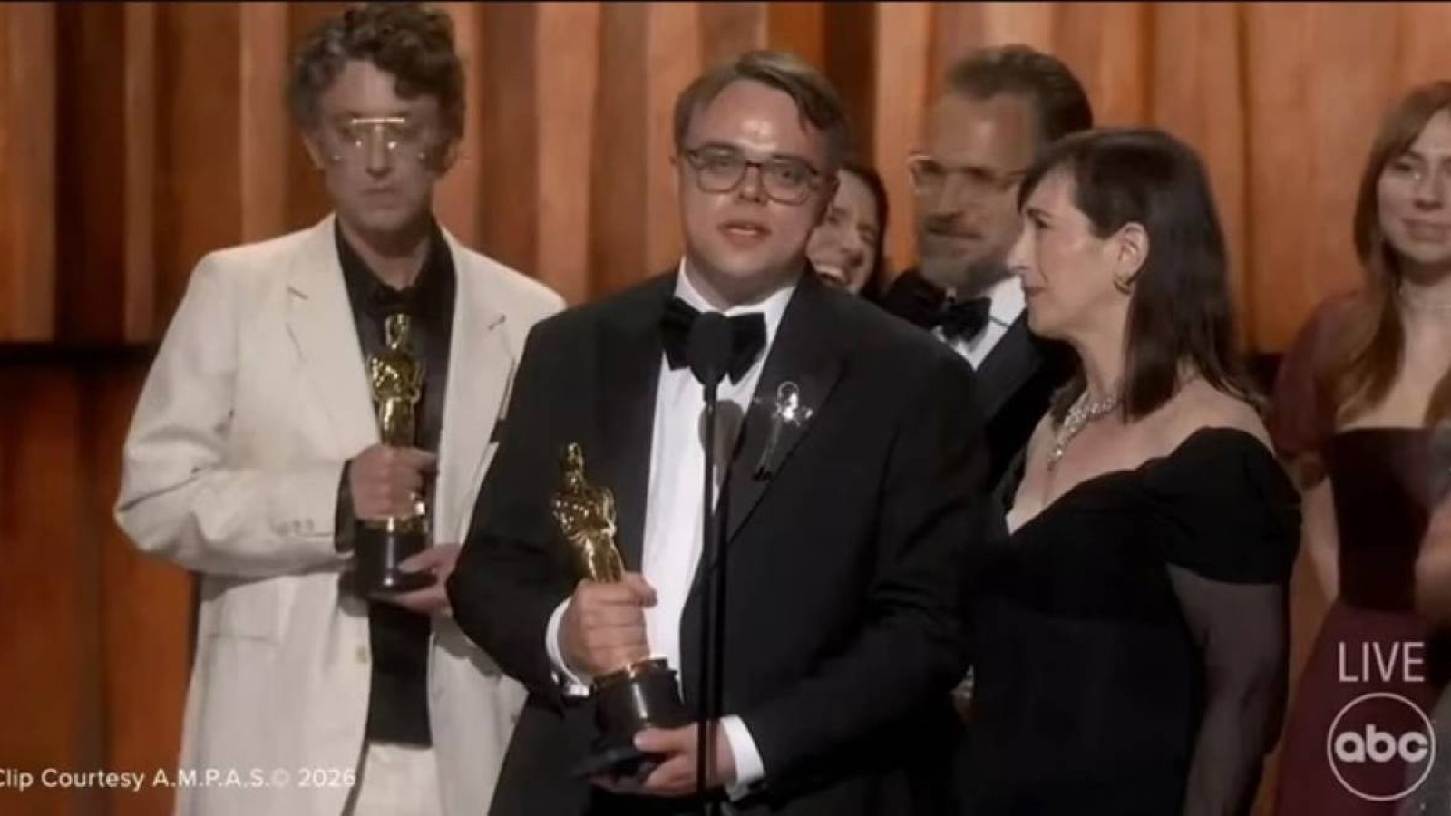 Путин жайлы фильм «Оскар» сыйлығын алды