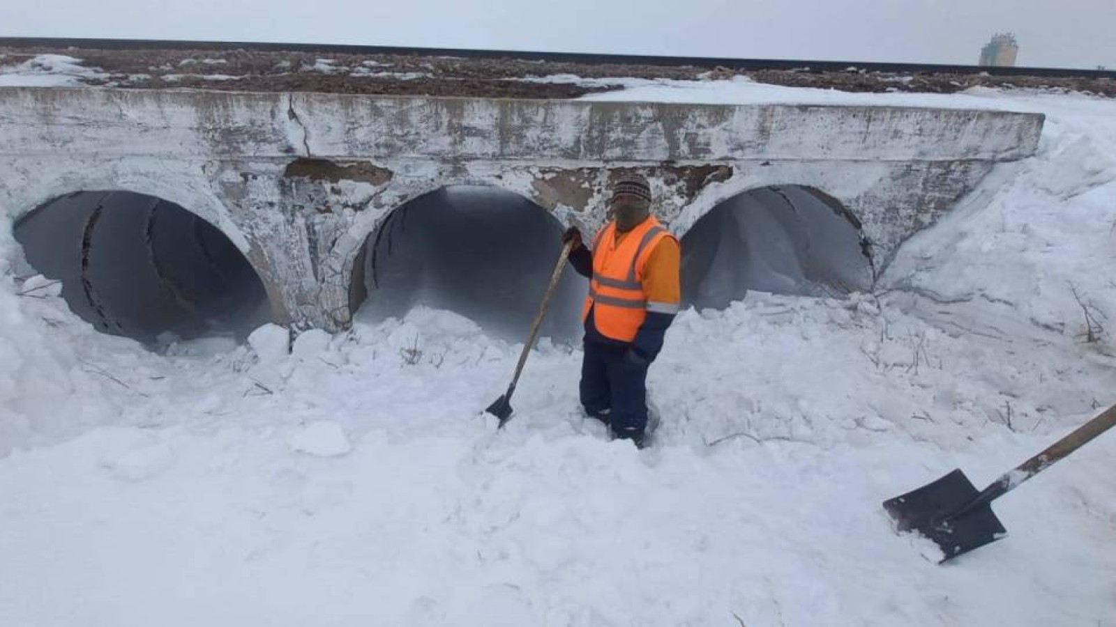 Абай облысында су тасқынына дайындық: 2 мың шақырымға жуық жол бақылауда