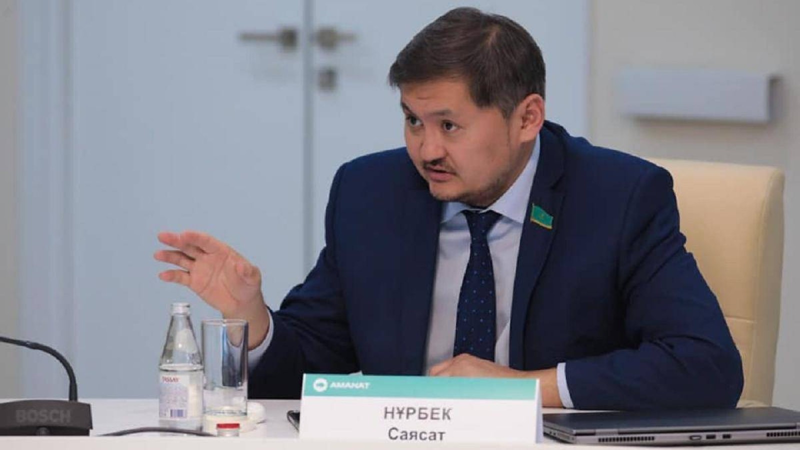 Саясат Нұрбек студенттердің шәкіртақысын арттыру туралы мәлімдеме жасады