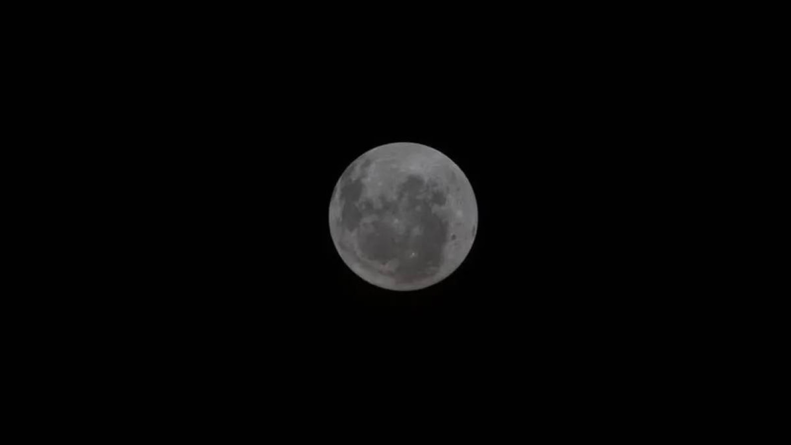 NASA зерттеушілері Айдың арғы бетін алғаш рет көрген әсерін бөлісті