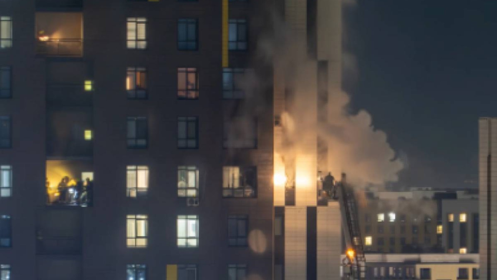 Өрт кезінде көлікті соғып өтуге бола ма: Мәжіліс кулуарынан