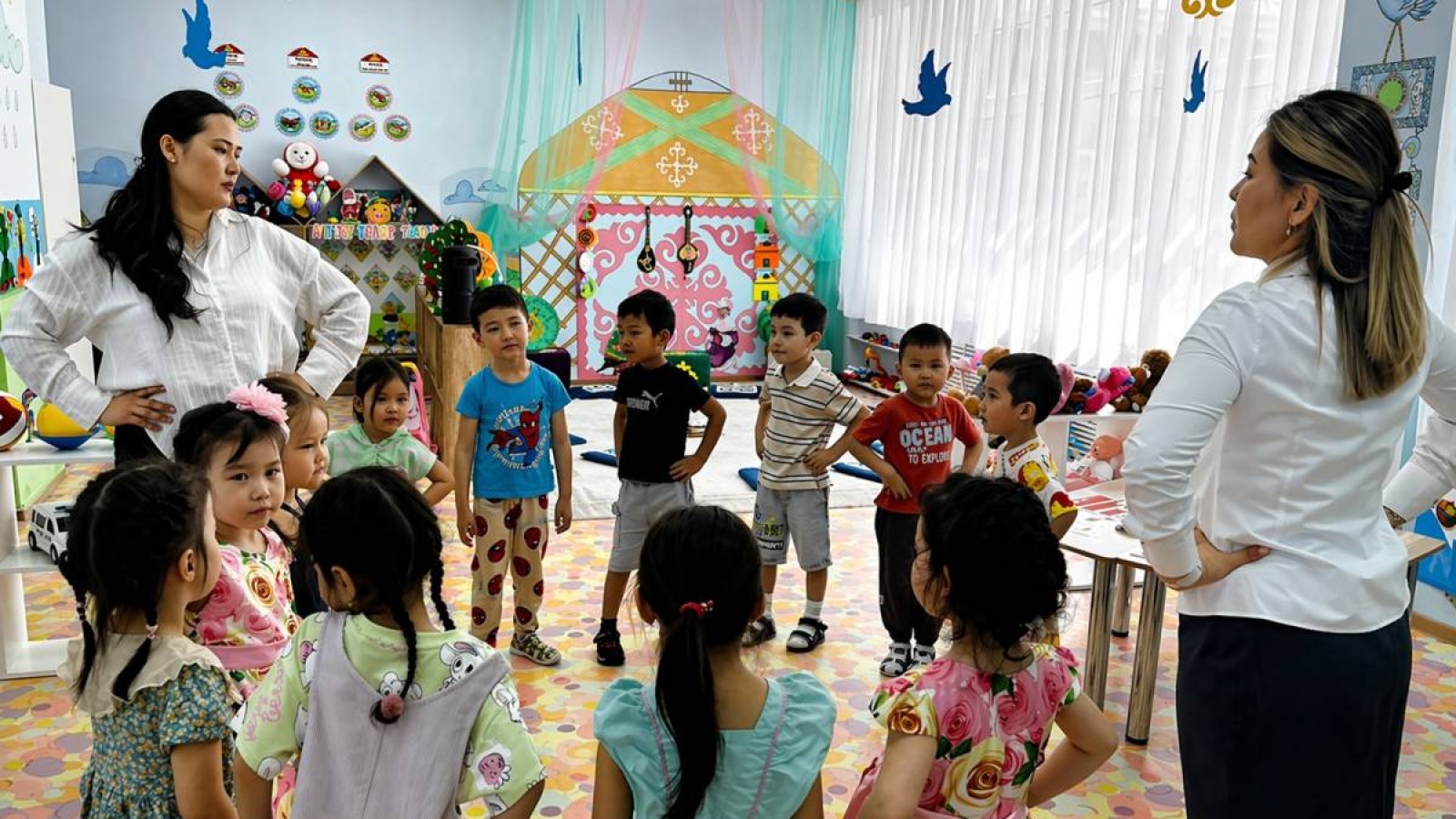 «Заң мен тәртіп»: Астанадағы балабақшада балаларды тәртіпке баулитын жоба өтті