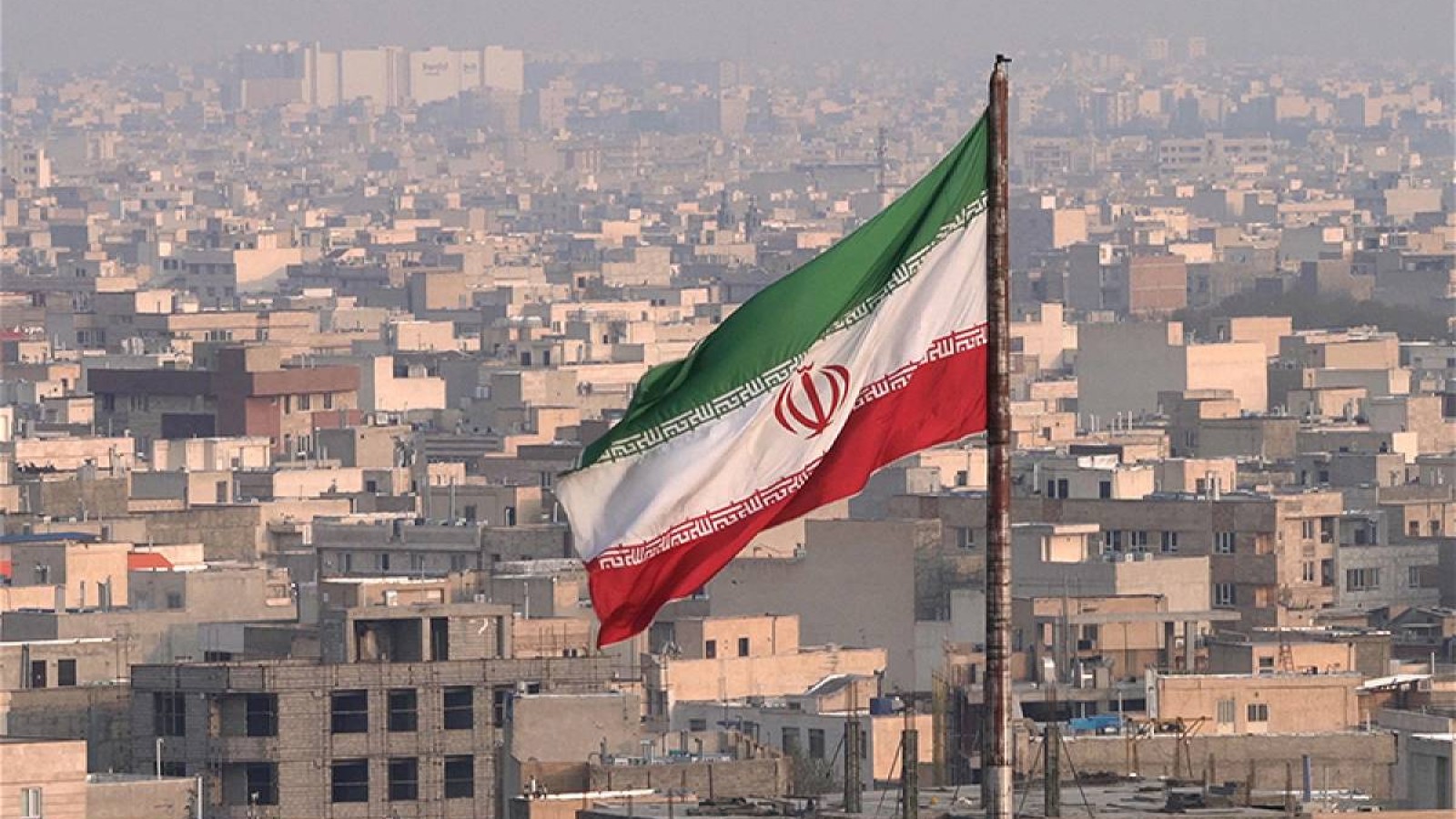 Ирандағы билік әскерилердің қолына өтті – Reuters