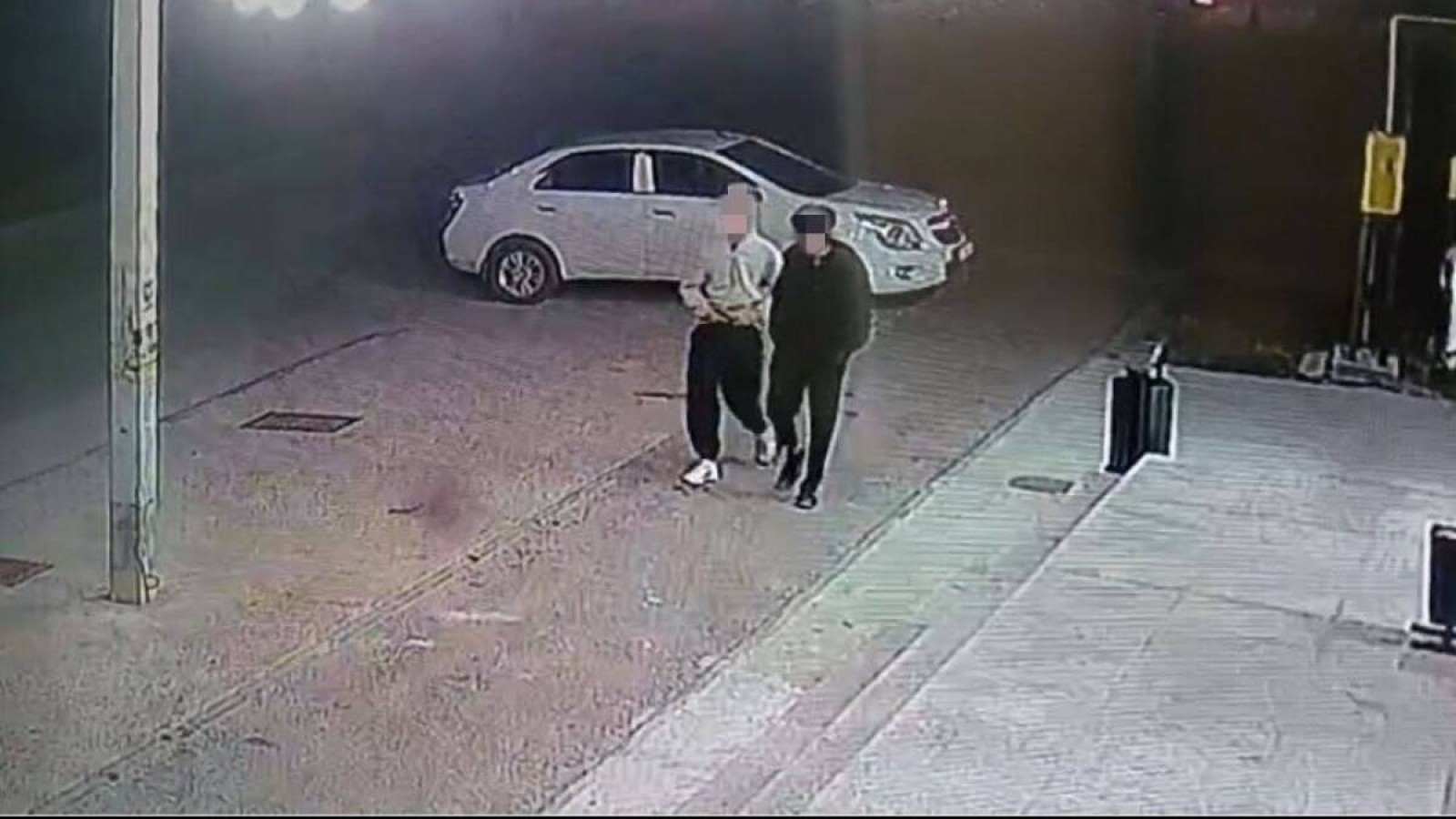 Түркістан облысында үйден доллар мен алтын салынған сейф ұрланды