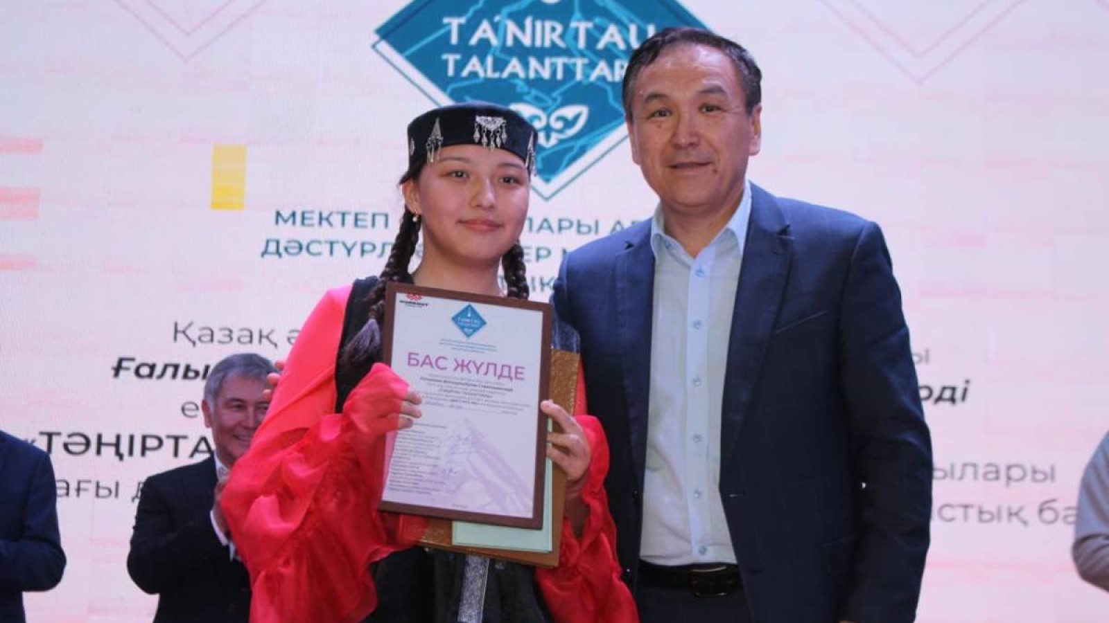 Хантәңірі баурайында дүбірлі байқау өтіп, «Таланттар аллеясы» бой көтерді