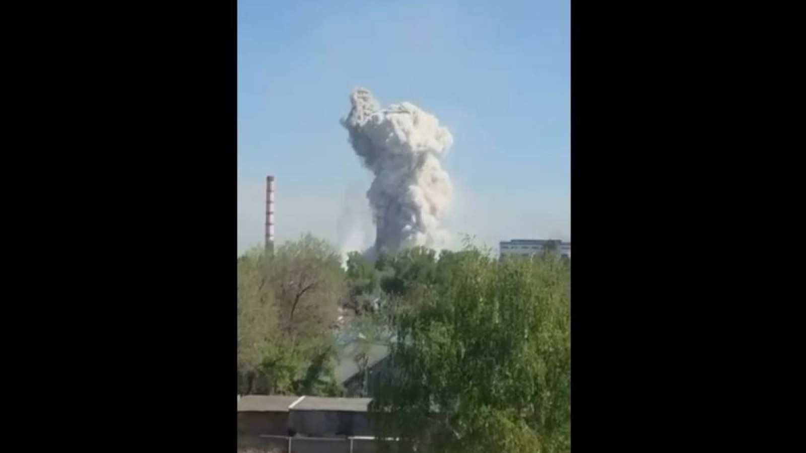 Өскеменде зауытта жарылыс болды