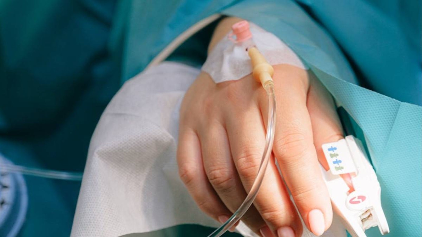 Бір үтірдің кесірінен екі жасар бала ауруханада көз жұмды