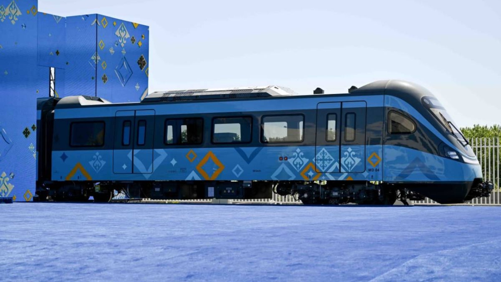 Астанадағы LRT бір күнде 100 мың адамды тасымалдады