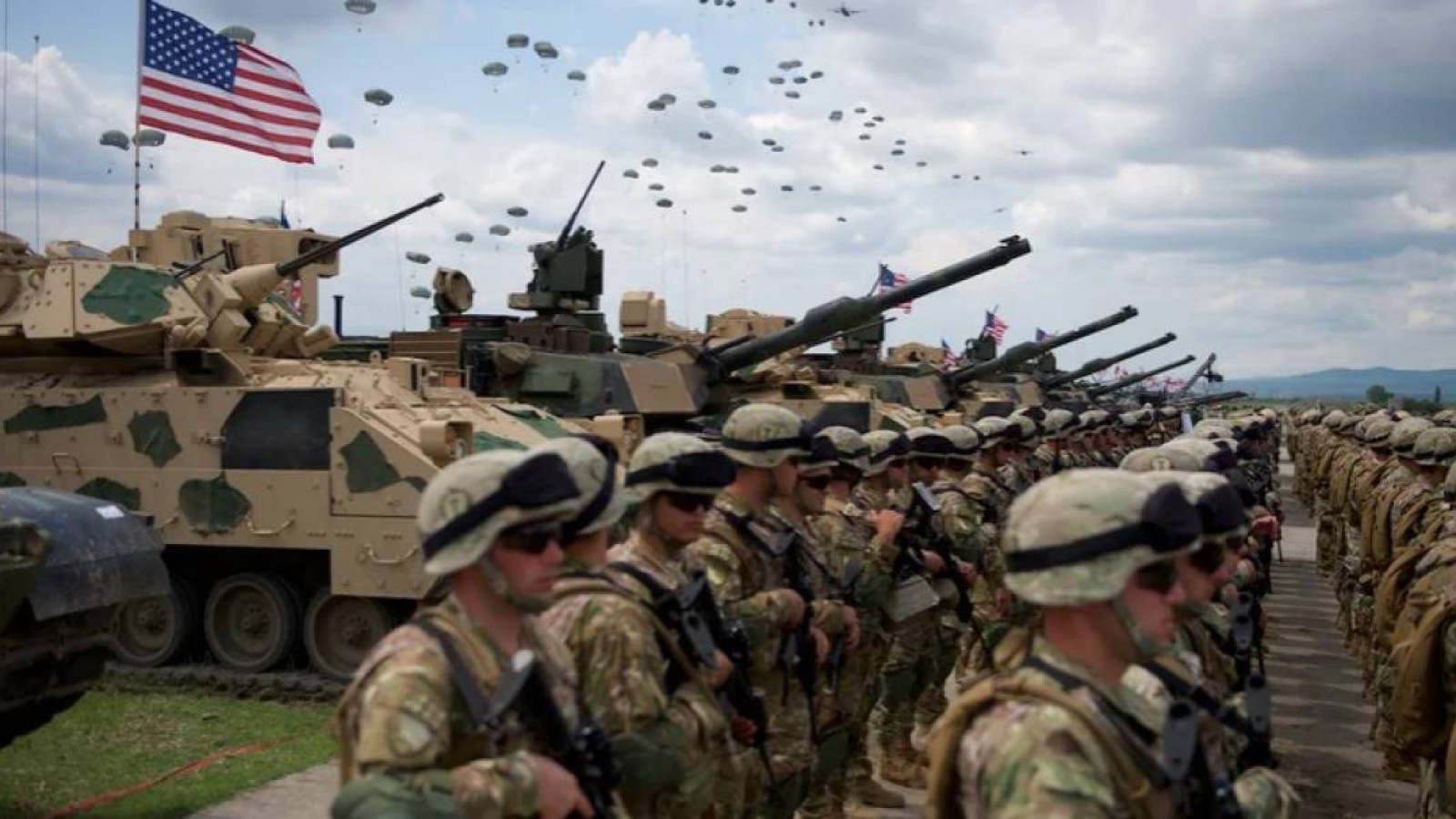 Дональд Трамп Польшаға 5000 әскери қызметкер жіберетінін мәлімдеді