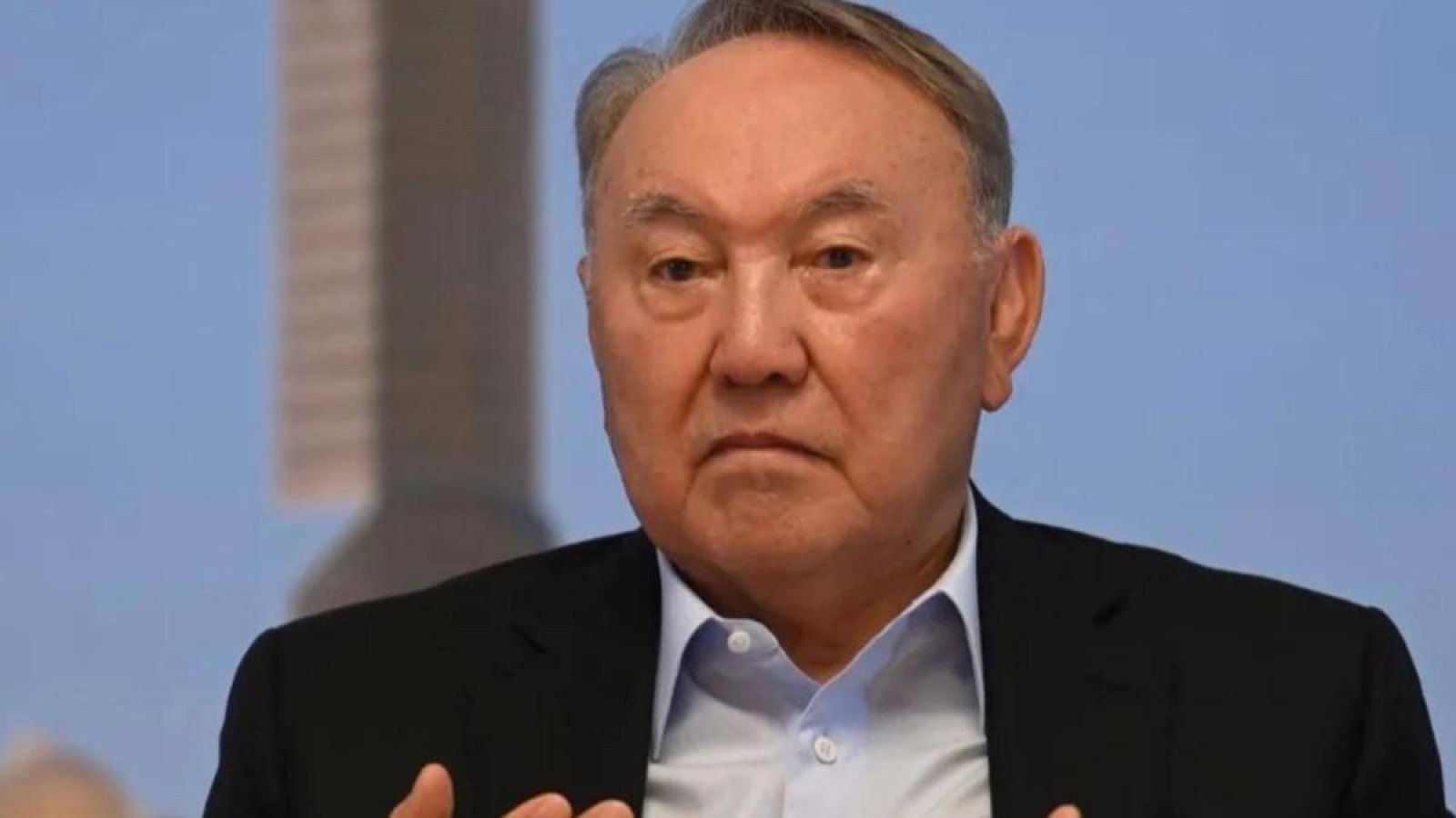 "Ауырмаңыз, Нұрсұлтан аға!": Назарбаевқа арналған жазба желіде талқыға түсті