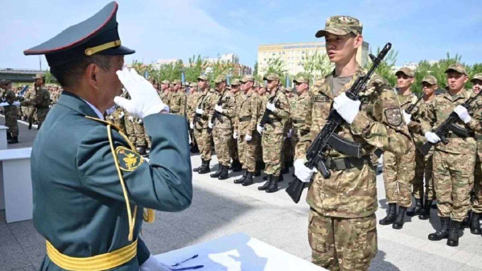 "Әскер толық жасақталды": Қорғаныс министрлігі маңызды мәлімдеме жасады