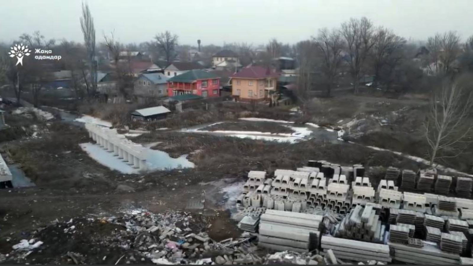 Жаңа адамдар Алматыдағы заңсыз қоқыс үйіндісін анықтады