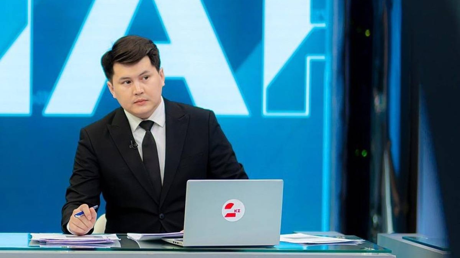 «Заңды сақтағандарға айыппұл келмейді» – журналист еліміздегі тәртіпке қатысты пікір білдірді