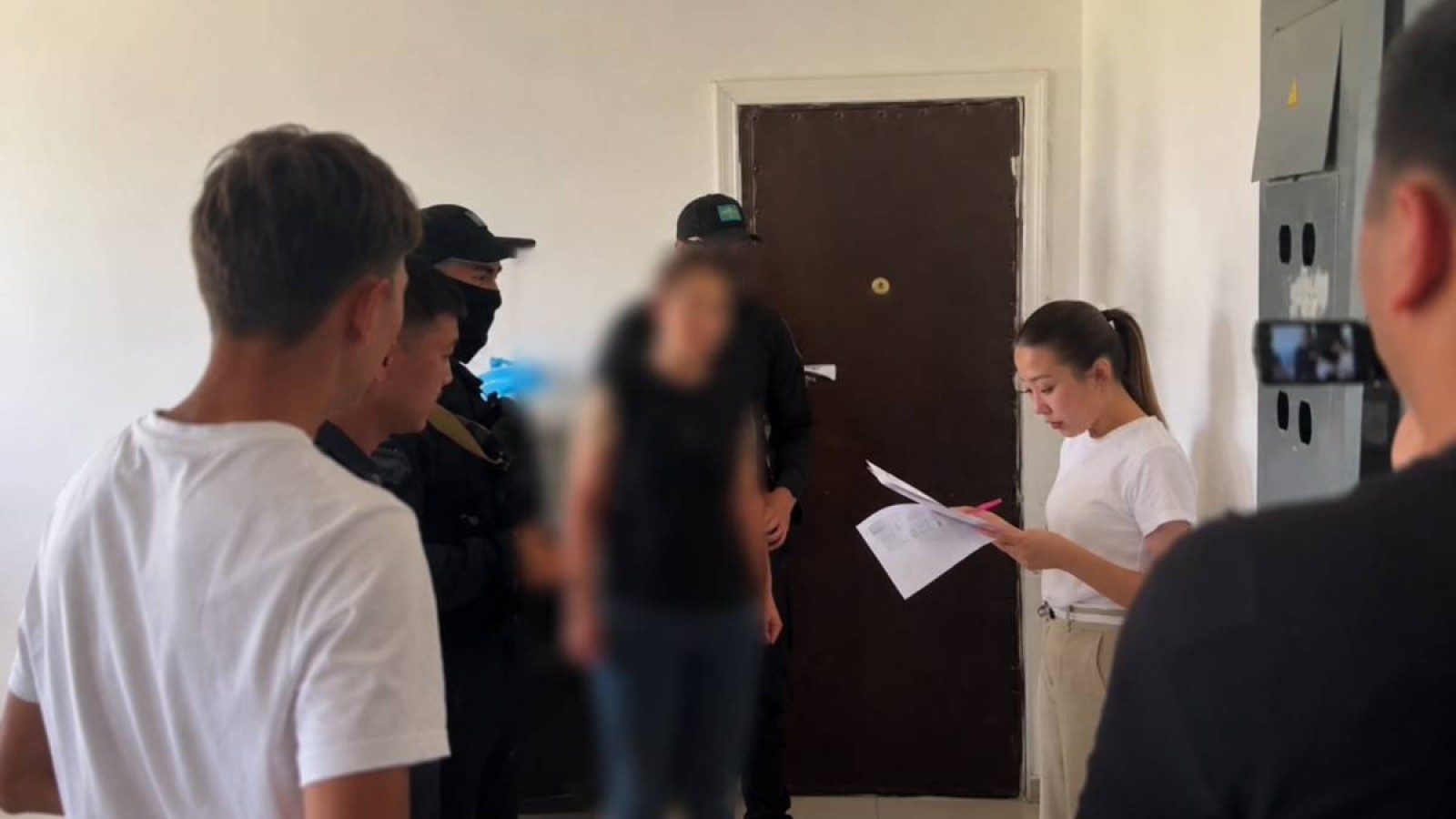 Кәмелетке толмаған қызды алдап, интимдік суреттерін таратқан 22 жасар жігіт ұсталды