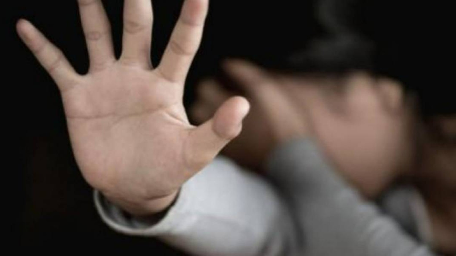 Атырауда 12 жастағы қызға тиіскен ер адам іздестіріліп жатыр