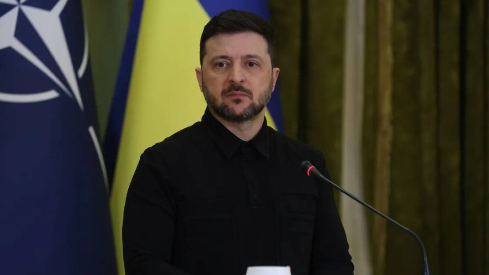 Зеленский АҚШ Украинаға Patriot зымырандарын ай сайын жеткізетінін айтты