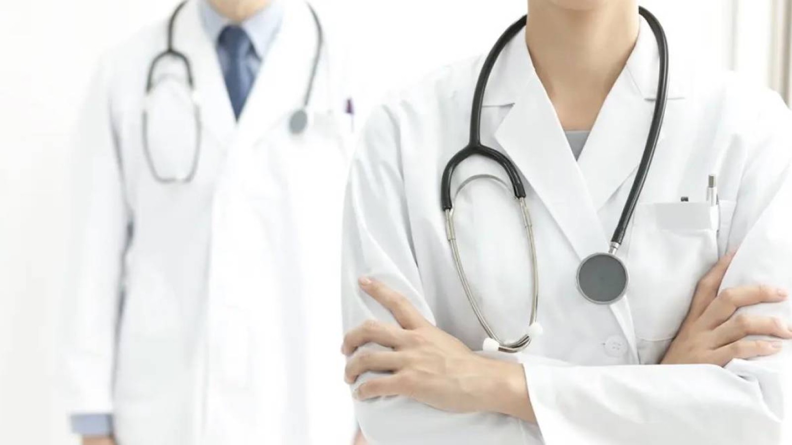 Желідегі бейәдеп сөзі үшін жұмыстан шығарылған: Дәрігер мәлімдеме жасады