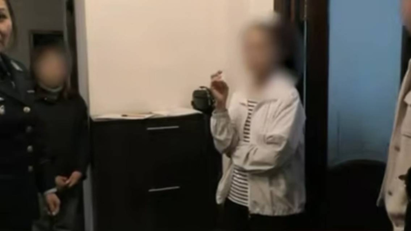 Астанада апалы-сіңлі күйеулерімен бірге кәмелетке толмағандарды жезөкшелікке тартқан