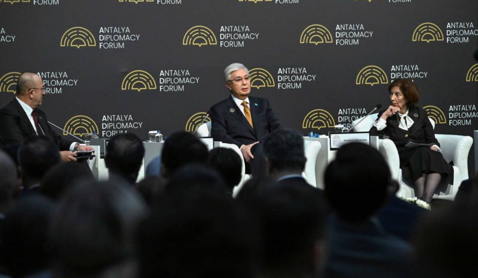 "Ахуал өте күрделі": Тоқаев Таяу Шығыс мәселесіне қатысты пікір білдірді