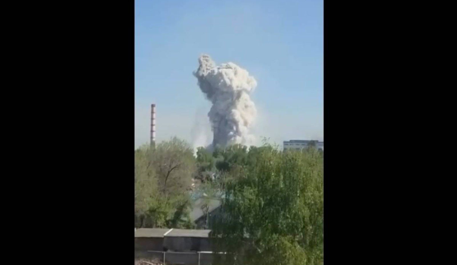 Өскеменде зауытта жарылыс болды