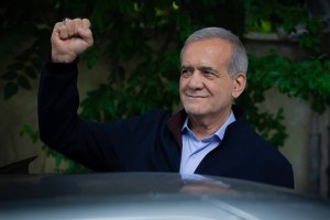 Израиль соққысынан Иран президенті жарақат алған