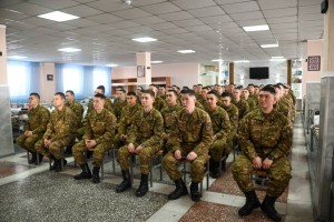 Отардағы әскери бөлімде сарбаз соққыға жығылды