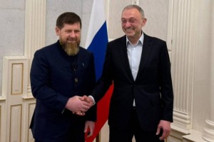 Путин Кремльде Қадыров пен Керимовті жеке өзі татуластырды