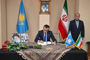 Мәулен Әшімбаев Иранның Қазақстандағы Елшілігіне барды