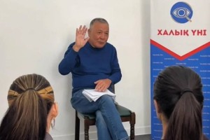 Дос Көшім референдум бақылаушыларын оқытуда