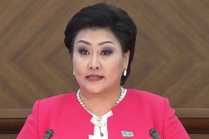 Пара алғаны үшін сотталған Хаменованың жазасы бас бостандығын шектеуге ауыстырылды