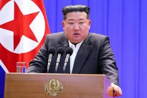 Ким Чен Ын КХДР көшбасшысы лауазымына қайта сайланды