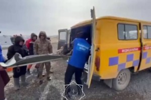 Қар жеп жан сақтаған: Абай облысында шопан аяғы сынып, бес күн бойы далада жатқан