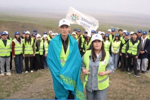 «Болашақтың қайнары» қозғалысының еріктілері қазақстандықтарды «Мөлдір бұлақ» экологиялық акциясын қолдауға шақырды