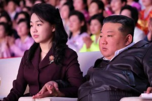 Ким Чен Ын биліктен кетеді: Солтүстік Кореяда билік ауысайын деп жатыр