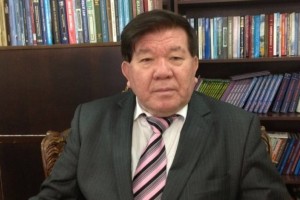 "Жансақтау бөлімінде жатыр": Ақын Мұхтар Шахановтың денсаулығына қатысты жайсыз хабар тарады