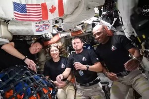 Artemis II: Астронавтар ай маңындағы ұшу кезеңін сәтті аяқтады