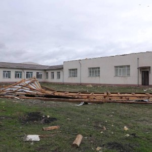 Мектептер мен үйлер зақымданды: Қазақстанның оңтүстігінде ТЖ режимі жарияланды