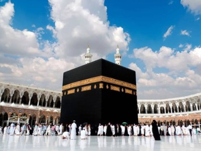 «Ақшаға бәрін жасауға болады»: Қазақстандықтар жалған вакцинамен Меккеге барып келді.