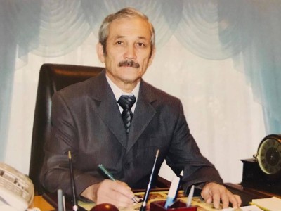 Еркебұлан Мүсіреп 75 жасқа қараған шағында өмірден озды.