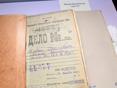 Мемлекеттік комиссия 300 мыңнан астам саяси қуғын-сүргін құрбандарын ақтаған.
