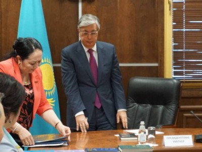 Комиссия: Қ.Тоқаев қазақ тілін жетік біледі.