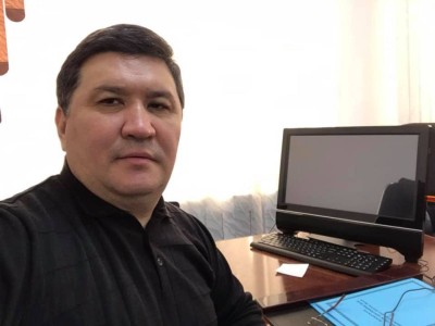«Бәрі де таныс-тамырларын директор етіп тағайындауымды сұрады».