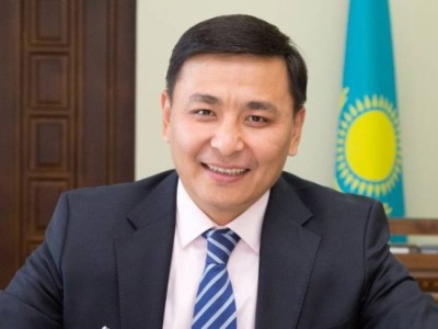 Қырықта қамал алған.
