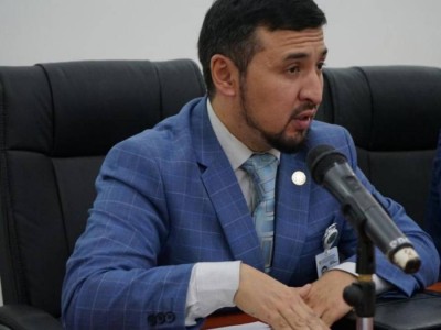 «Үш күндік қызыққа бола үш жүздің баласына жетерлік ақшаны шашпайық».